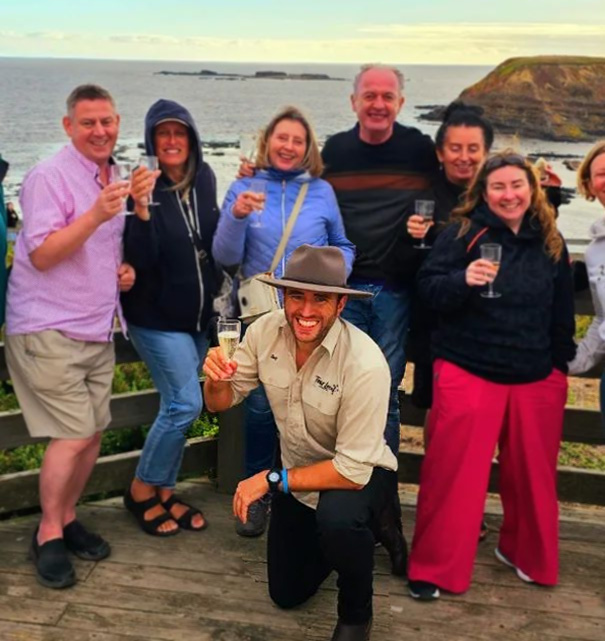 Tour Local group enjoying drinks at Nobbies on the Phillip Island Penguin Parade tour